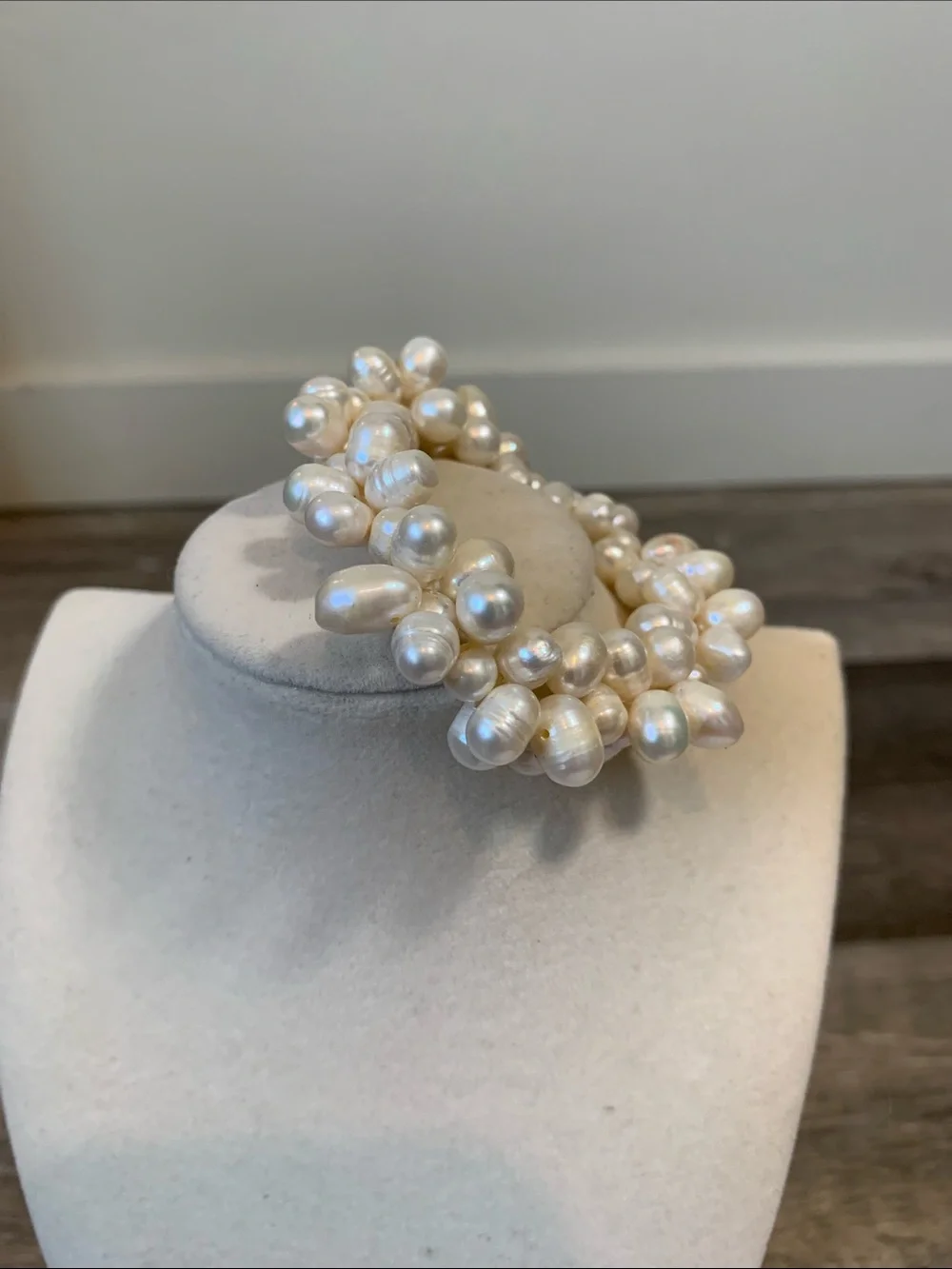 Faux Pearl Cluster Bracelet - Cream Pearls